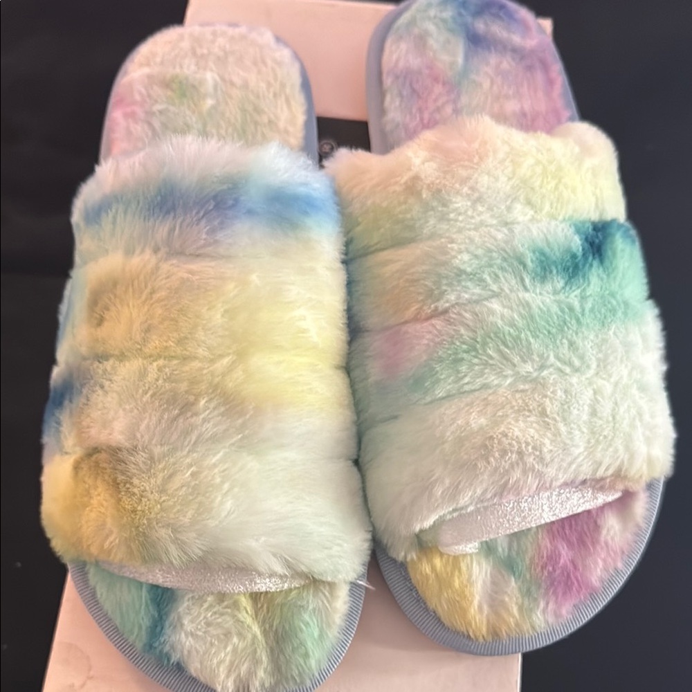Bamboo Colorful Faux Fur Women's Slippers size 8w